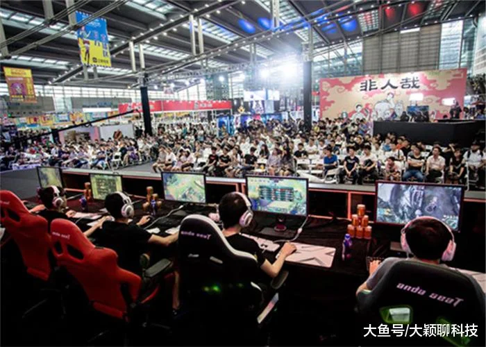 逐梦娱乐品牌视觉展示图三